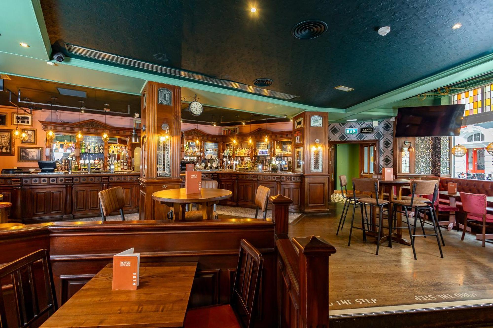 The Spice Of Life Hotel Лондон Екстериор снимка